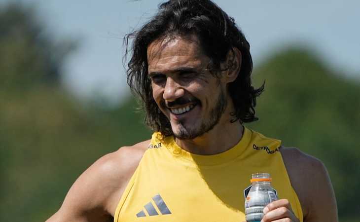 El apoyo de Cavani a uno de los jugadores cuestionados de Boca: “Vamos, viejo”