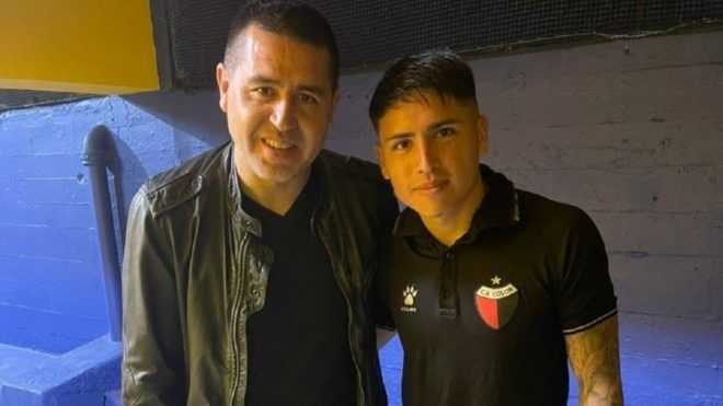 El bombazo que prepara Riquelme: quiere a Farías