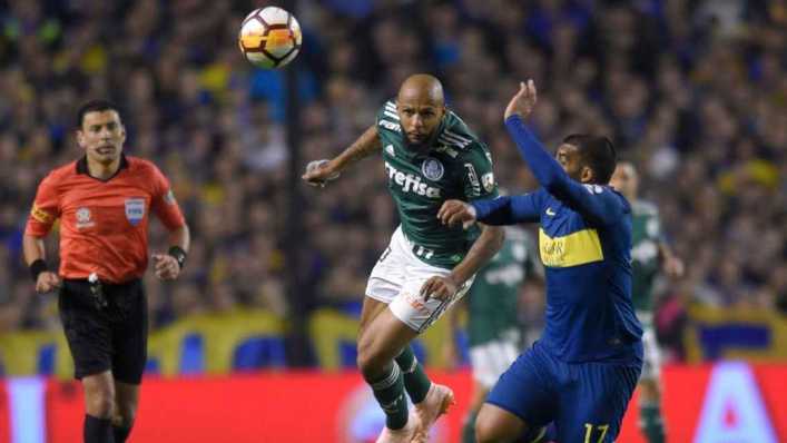 El brasileño Felipe Melo negó conversaciones con Boca Juniors