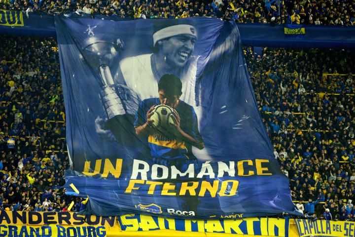 El cumpleaños de Riquelme: la ovación en el minuto 10 de una Bombonera repleta y agradecida