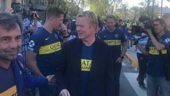 El día que Koeman visitó la Bombonera y vivió un superclásico