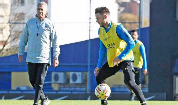 El dilema de Alfaro: armar un nuevo mediocampo