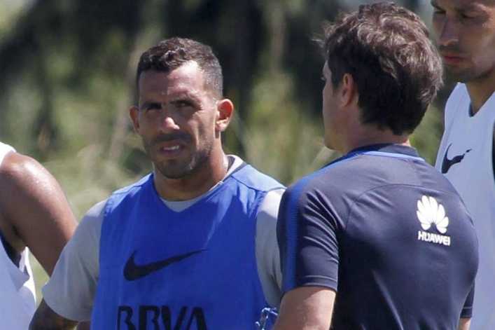 El dilema Tevez: ¿dónde debe jugar el Apache?