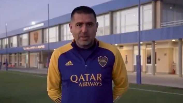 El discurso de Riquelme que ensalzó a Tévez y Cardona