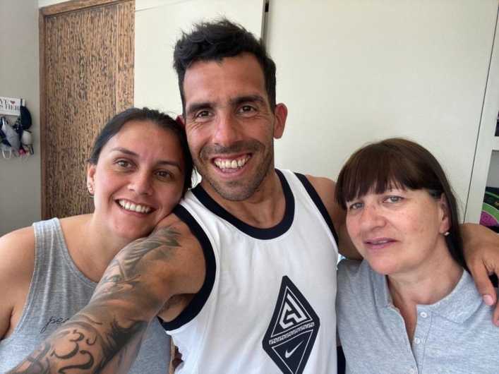 El especial saludo de Tevez para sus amores