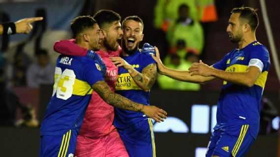 El festejo de Riquelme tras la clasificación de Boca a la final de la Copa Liga Profesional