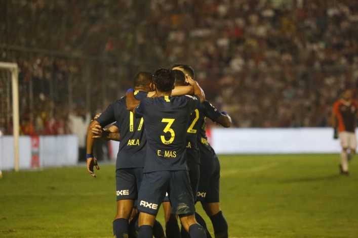 El gol de Wanchope para el 1-1 de Boca ante San Martín (T)