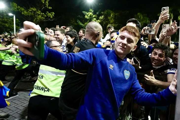 El gran gesto de los jugadores de Boca con sus hinchas en Río de Janeiro