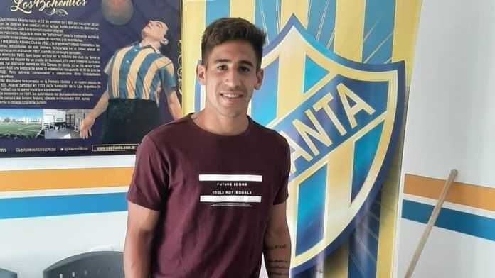 El hermano de Riquelme se marcha a Atlanta de Uruguay