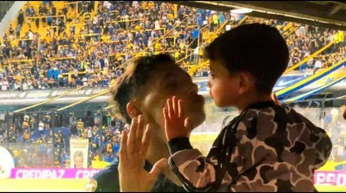 El hijo de Mauro Zárate también está enamorado de Boca