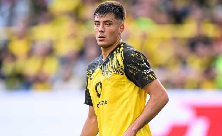 El inesperado presente de Aaron Anselmino: un karma que lo tiene a maltraer en Europa