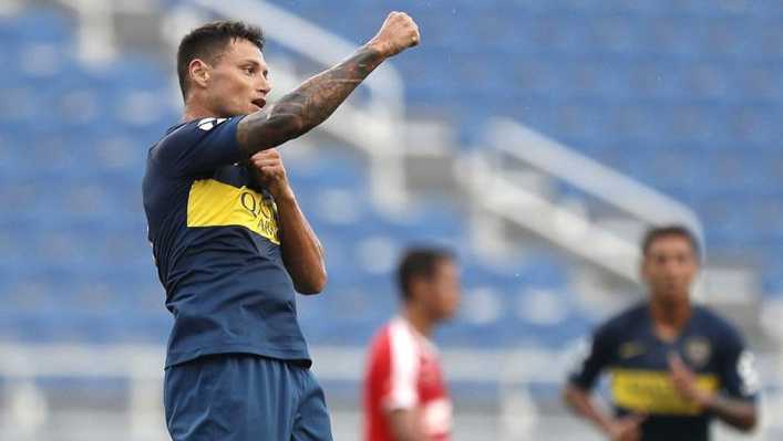 El primer gol de Mauro Zárate con la camiseta de Boca Juniors