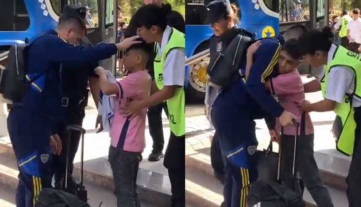 El tierno gesto de Riquelme con un niño en su llegada a Mendoza para acompañar al plantel de Boca Juniors