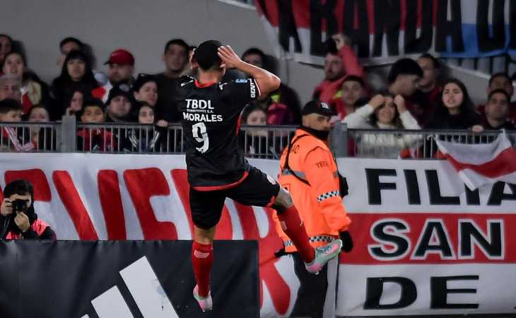 El Toro Morales habló de su festejo de gol ante River: “Fue por Riquelme y Paredes”