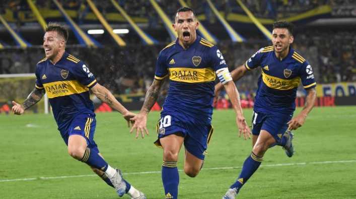 El tuit de Tevez demostrando que está maravillado con Salvio