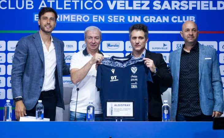 El tuit de Vélez que se viralizó por una frase de Guillermo Barros Schelotto en Boca