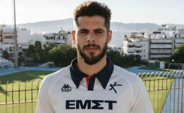 Emanuel Insúa surgió en Boca, lo dirigió Bianchi y ahora jugará en el ascenso de Grecia