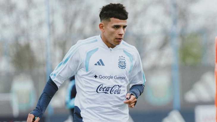 En qué amistoso podría debutar Leonel Flores con Argentina y por qué complica a Boca