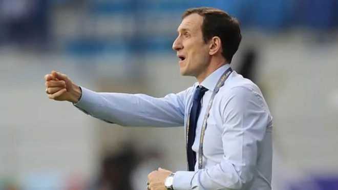 Entrevista a Rodolfo Arruabarrena, técnico del último rival de Argentina antes del Mundial