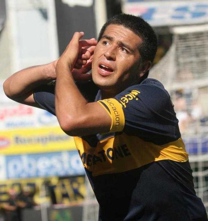 Riquelme escucha nuevas ofertas