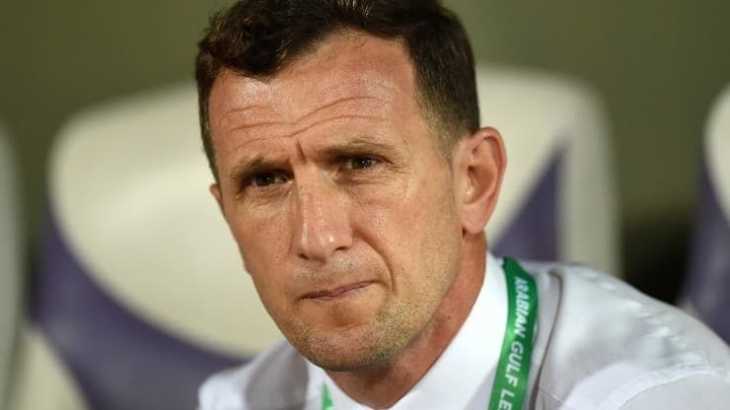 Estuve en contacto: Arruabarrena explicó por qué tuvo charlas con Riquelme