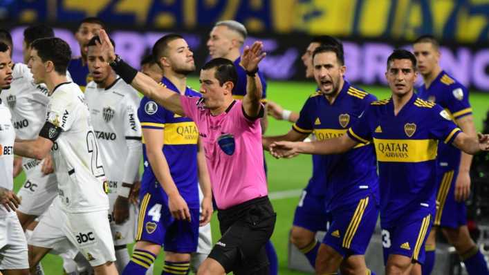 ¿Falló el VAR en el gol anulado a Boca Juniors ante Atlético Mineiro?