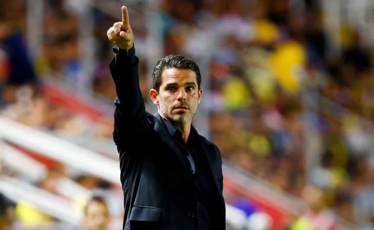 Fernando Gago fue tendencia en el partido contra Messi por un insólito motivo: “No puede ser”