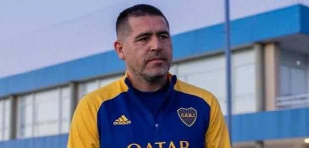 Fichajes Boca: El plan B de Riquelme si falla Cavani