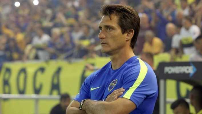 FOTO:  La burla de una mujer a Schelotto que se hizo viral