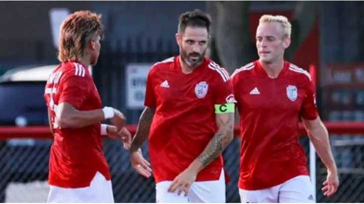 Fue campeón en Boca, Vélez e Independiente, ahora juega en la Tercera División de Estados Unidos y da clases de fútbol