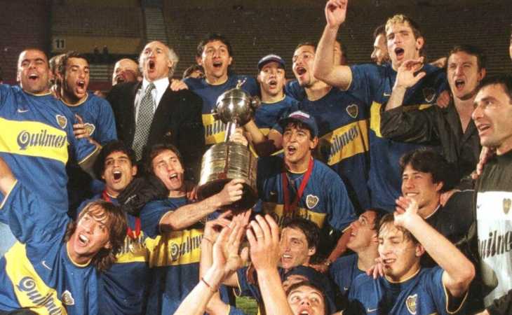 Fue defensor, ganó la Copa Libertadores con Boca, pero dio sus primeros pasos como delantero