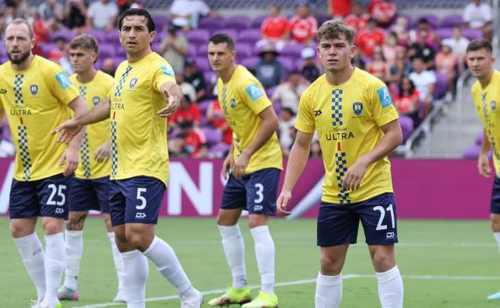 Fue mecánico de camiones, ahora es barbero y jugará contra Boca con el Auckland City: “Va a ser muy loco”