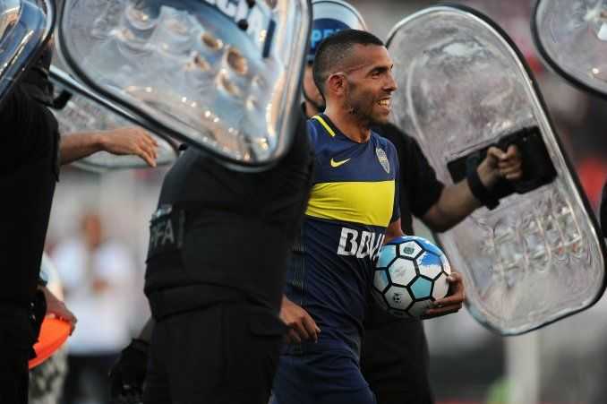 Guillermo eligió al sustituto de Tévez