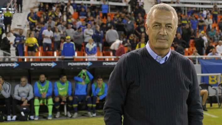 Gustavo Alfaro en busca de un rércord frente a Unión