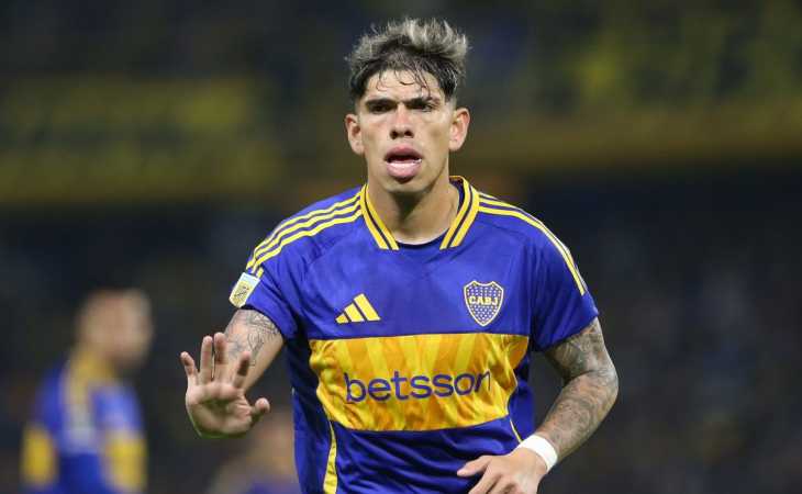 Gustavo Quinteros dirigió a Palacios en Colo Colo y lo elogió por su presente en Boca: “Es un gran jugador”