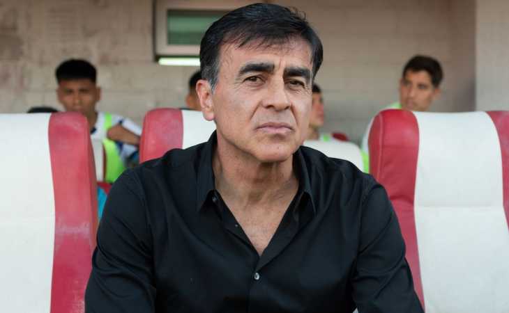 Gustavo Quinteros fue candidato para ser DT de Boca y ahora está muy cerca de Independiente
