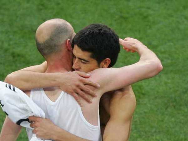 La historia detrás de la última camiseta de Zidane en Real Madrid