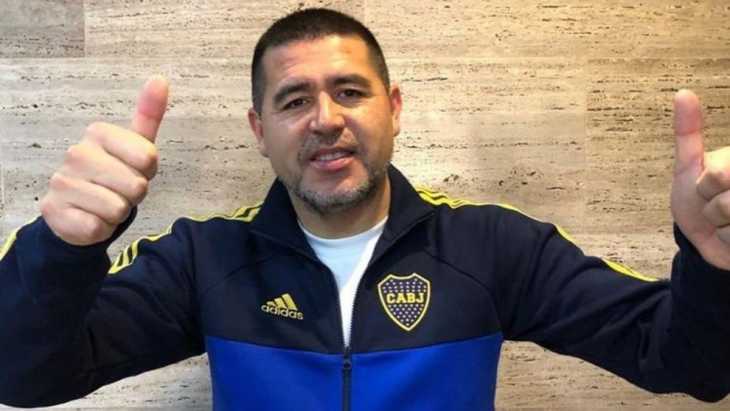 Informan que Riquelme se quedaría en Europa para intentar convencer a un ex Boca