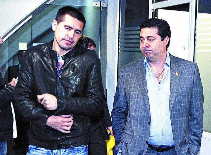 Riquelme, irónico, volvió a pegarle a Angelici