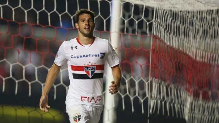 Jonathan Calleri, de Juan Román Riquelme a Guillermo Francella