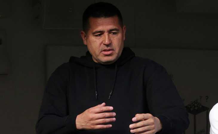 Juan Román Riquelme duda: ofrecieron a Boca a un delantero de jerarquía, pero vale 7 millones
