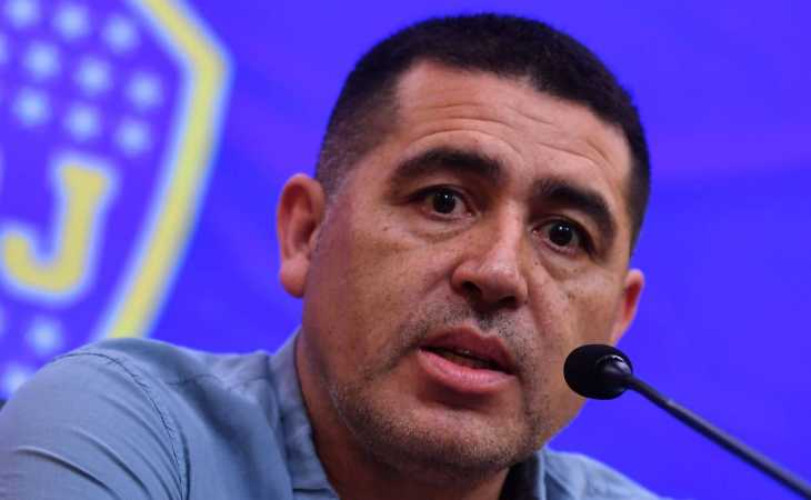 Juan Román Riquelme quiere reforzar un puesto que dejó dudas en Boca ante Benfica