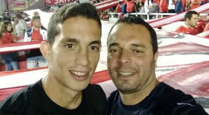 Jugador de Boca que ya tiene su entrada para ver Independiente Racing Jugador de Boca que ya tiene su entrada para ver Independiente Racing