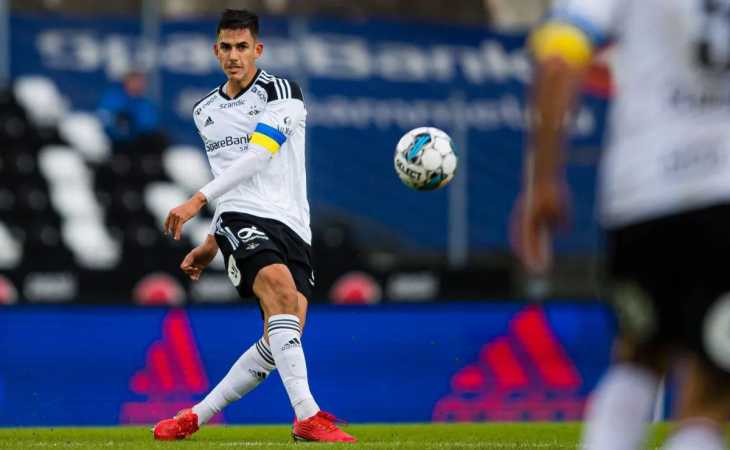 Jugó en Europa, ganó dos títulos este año y ahora debe volver a Boca ¿para ser tenido en cuenta?