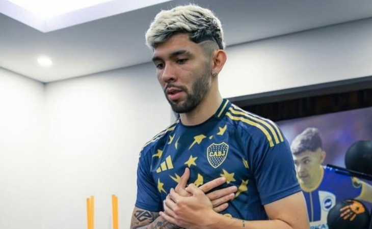 Julio Enciso apareció con una camiseta de Boca en Instagram y volvió locos a los hinchas: “Te queda pintada”