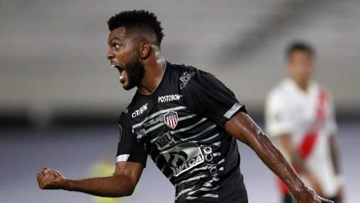 Junior despidió a Borja, delantero que suena en Boca