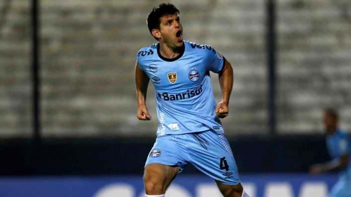 Kannemann aseguró que está abierto para escuchar la oferta de Boca