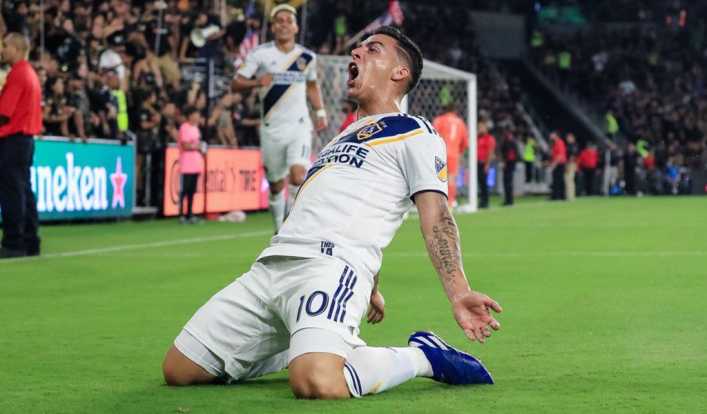 La afición quiere la vuelta de Cristian Pavón La afición quiere la vuelta de Cristian Pavón