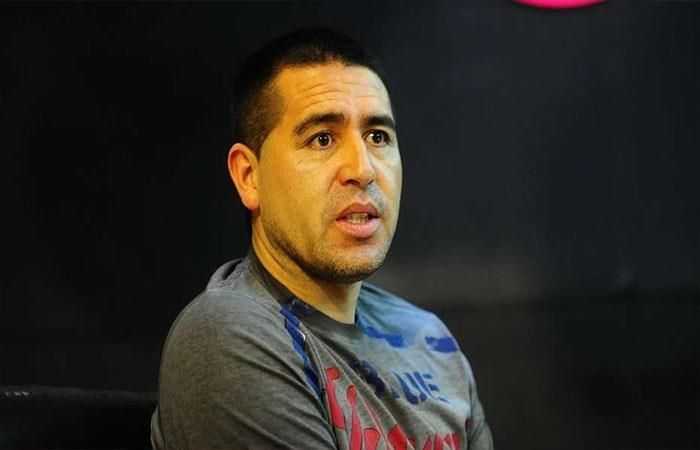 La alegría de Riquelme por la vuelta de Tévez a Boca Juniors