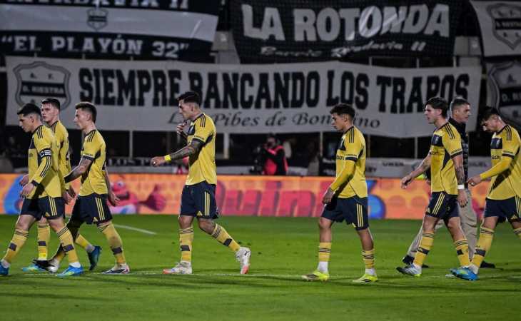 La decisión del plantel de Boca tras la derrota ante Riestra